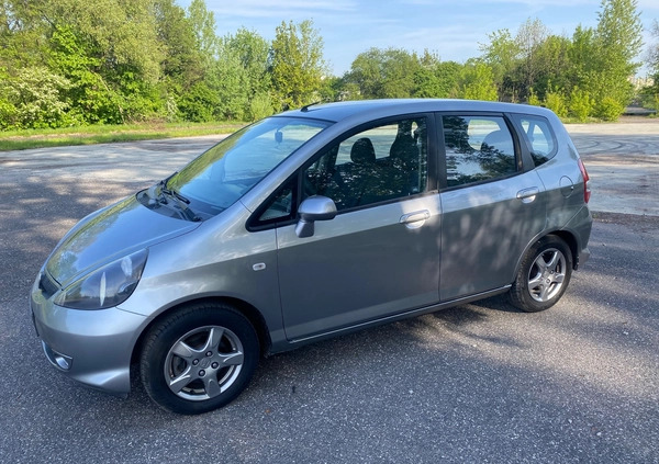 Honda Jazz cena 12999 przebieg: 139500, rok produkcji 2008 z Węgrów małe 407